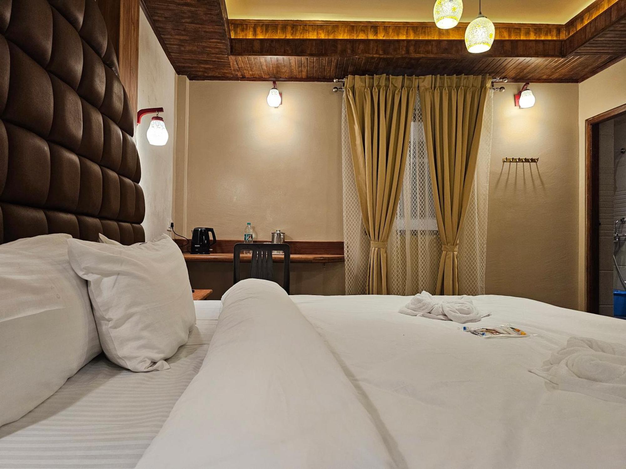 Hotel Golden Orchid Darjeeling  Buitenkant foto