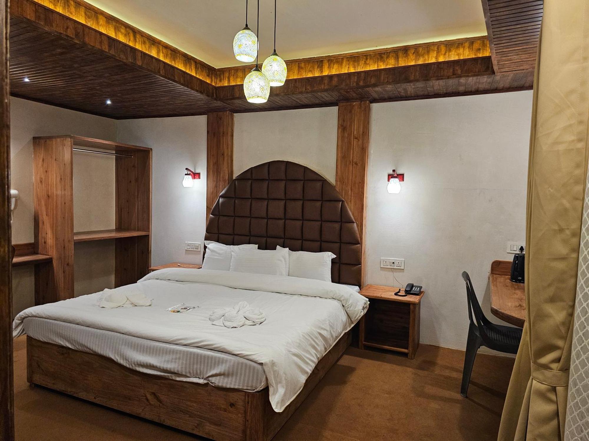 Hotel Golden Orchid Darjeeling  Buitenkant foto