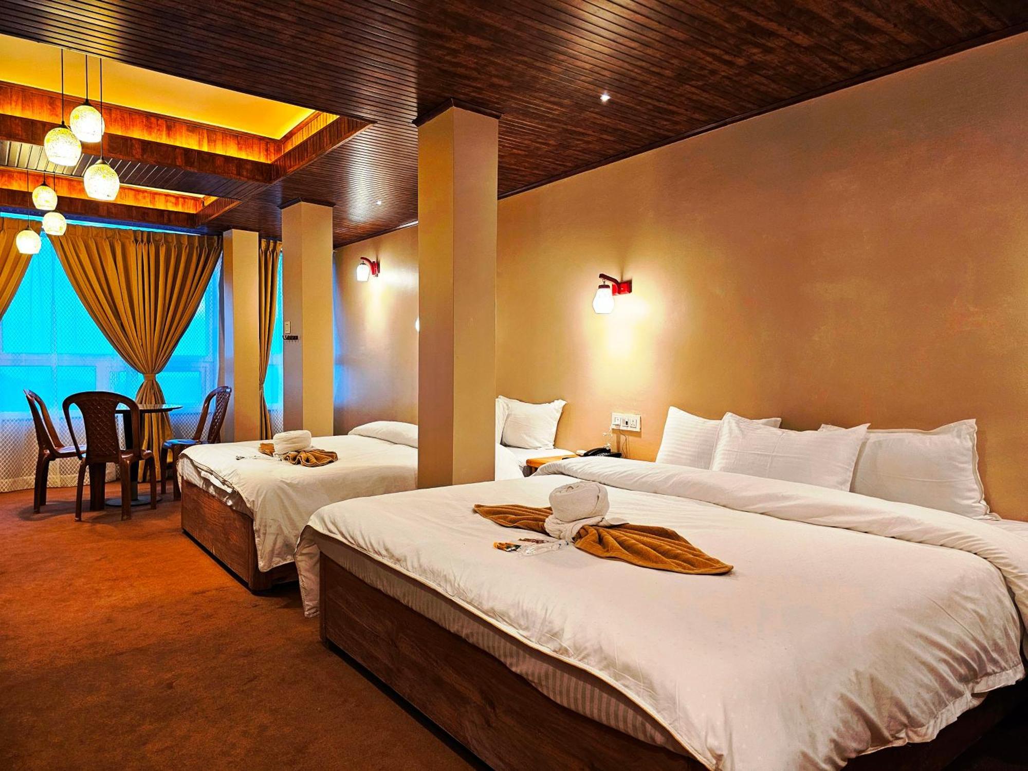 Hotel Golden Orchid Darjeeling  Buitenkant foto